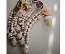 Carica l'immagine nel visualizzatore di Gallery, MUSHIE CATENELLA PORTACIUCCIO MODELLO ARI