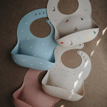 Carica l'immagine nel visualizzatore di Gallery, MUSHIE BAVAGLINO SILICONE