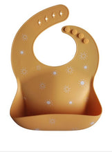 Carica l'immagine nel visualizzatore di Gallery, MUSHIE BAVAGLINO SILICONE