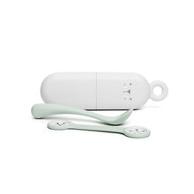 Carica l&#39;immagine nel visualizzatore di Gallery, SUAVINEX SET ON THE GO HYGGE: CUCCHIAIO+PORTAPOSATE+REGGIBAVAGLINO

